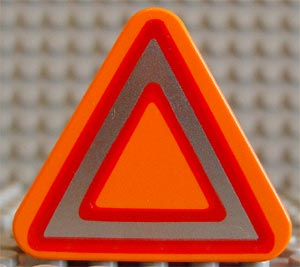 42025pb01 - Duplo, Brick 1 x 3 x 2 Triangle Road Sign with Silver and Red Triangle Pattern