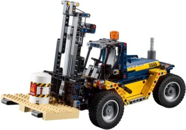 42079-1 - Heavy Duty Forklift