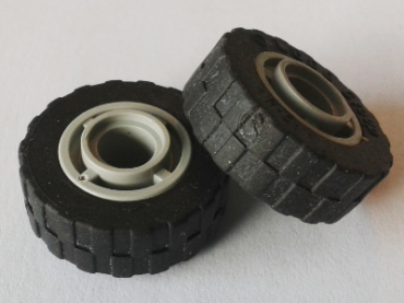 42610c04 - Wheel 11mm D. x 8mm with Center Groove with Black Tire 17.5mm D. x 6mm with Shallow Staggered Treads (42610 / 42611)