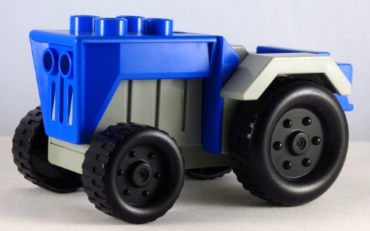 4818c05 - Duplo Farm Tractor with Black Wheels, Light Gray Engine and Fenders, and Light Gray Hitch