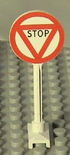 14pb06 - Road Sign Round with 'STOP' in Triangle Pattern