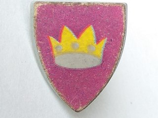 3846pb012 - Minifigure, Shield Triangular with Crown on Pink Background Pattern (Sticker) - Sets 375 / 6075
