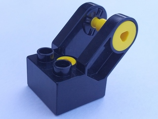 6284c01 - Duplo, Toolo Brick 2 x 2 with Angled Bracket with Forks and 2 Screws