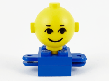 685px4c01 - Homemaker Figure / Maxifigure Torso Assembly with Yellow Head with Black Eyes, Eyebrows, and Smile Pattern (792c03 / 685px4)