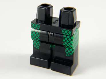 970c06pb09 - Hips and Green Legs with Black Boots, Black Scales Outlines and Front Panel Pattern