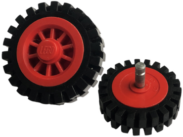 bb0019c02 - Wheel Spoked 2 x 2 with Stud with Black Tire 24mm D. x 8mm Offset Tread - Interior Ridges (bb0019 / 3483)