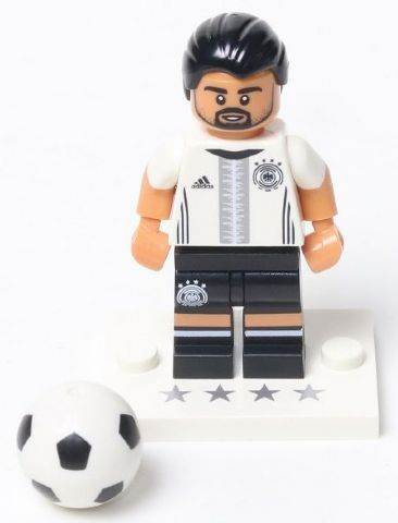coldfb-11 - Sami Khedira, Deutscher Fussball-Bund / DFB (Complete Set with Stand and Accessories)