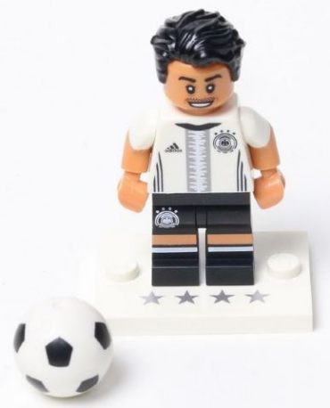 coldfb-8 - Mesut Özil, Deutscher Fussball-Bund / DFB (Complete Set with Stand and Accessories)