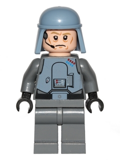 sw0579 - General Maximillian Veers